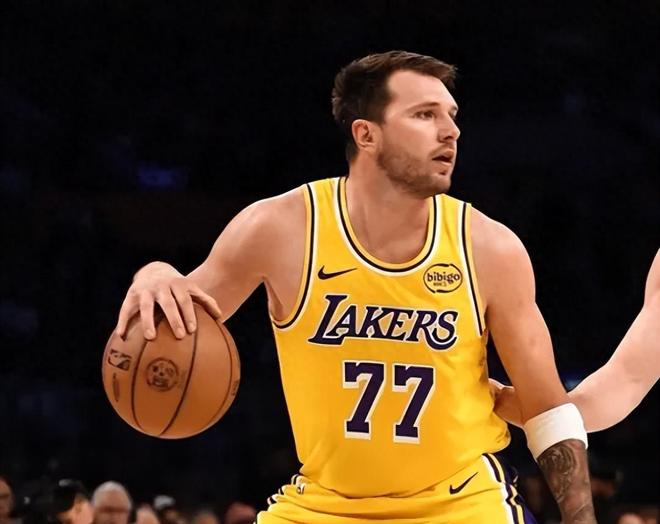 湖人险胜掘金夺五连胜 东契奇绝杀詹姆斯转型成