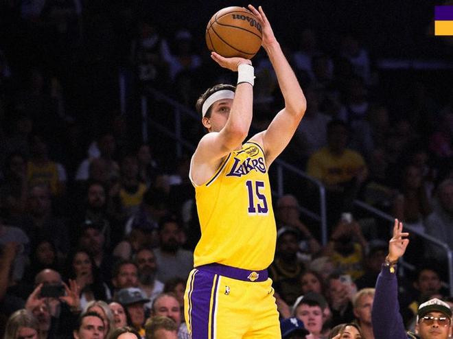 湖人险胜掘金夺五连胜 东契奇绝杀詹姆斯转型成