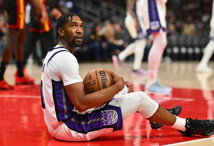 老鹰力克国王横扫对手 东部前六稳如泰山