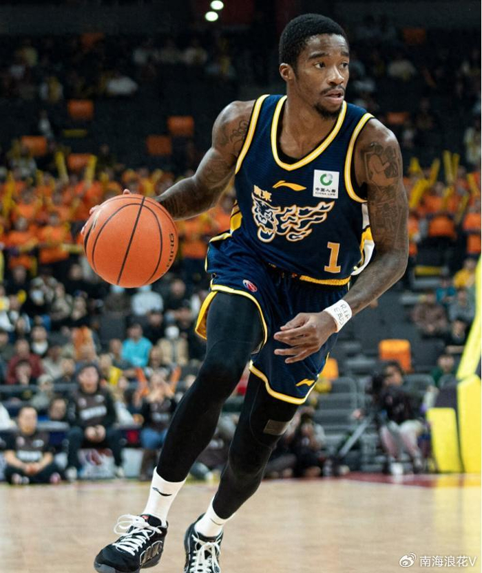 广东双外援伤退迎战山东 内线危机恐难撼双塔