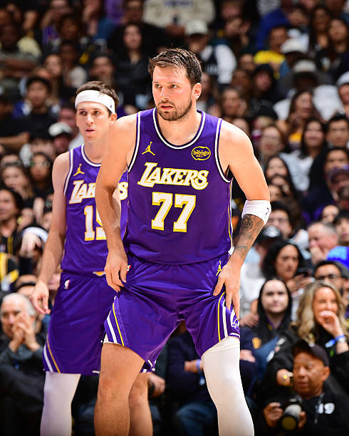 湖人季后赛前遭遇伤病打击 东契奇里夫斯数据占